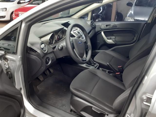 Ford/ New Fiesta Hatch HA SE completo - Muito Conservado - Foto 4