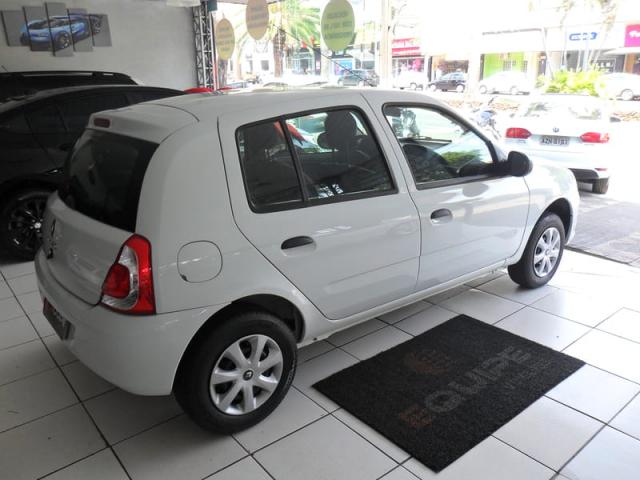 RENAULT CLIO AUTHENTIQUE 1.0 8V 4P