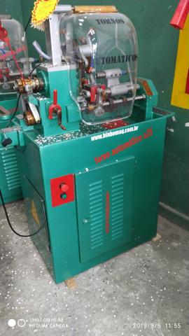 Torno automático a25