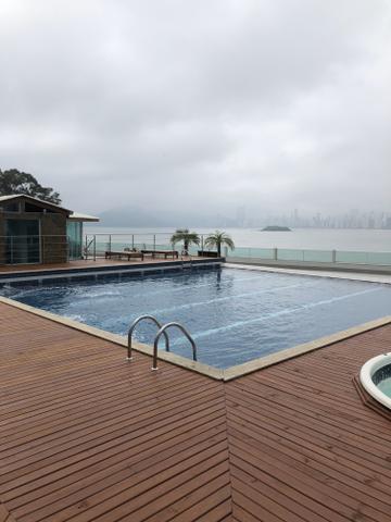 Alugo de março a dezembro kitinete Balneário Camboriú
