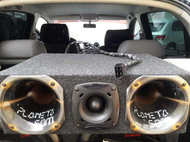 Som automotivo completo