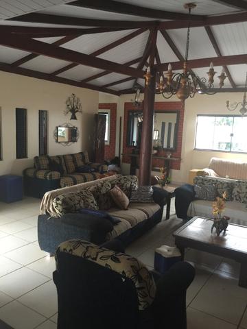 Casa com 5 suítes em caldas novas