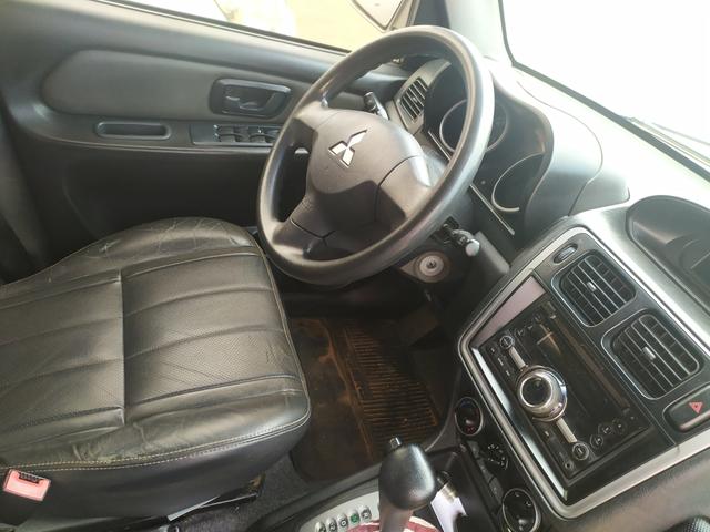 Pajero TR4 2012/2013 Automática completa - Foto 4