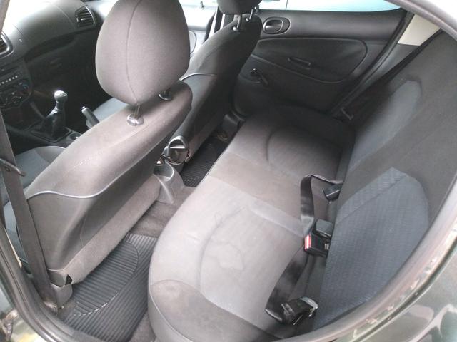 Peugeot 207 1.4 aceito troca - Foto 4