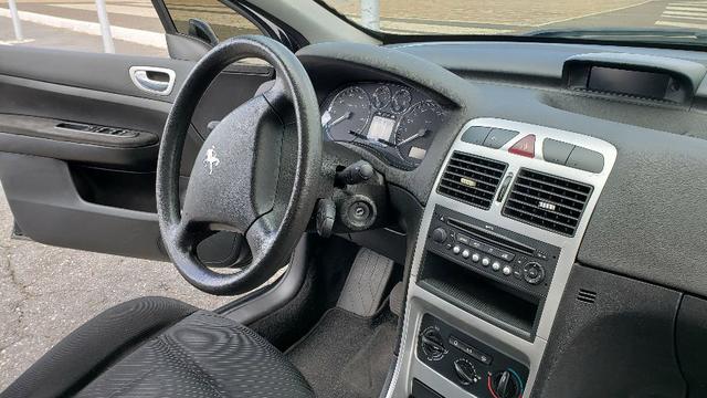Peugeot 307 Sedan Presence Pack 2008 1.6 16v - Foto 5