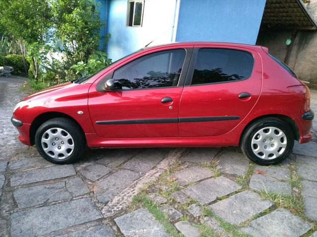 Peugeot 206 ano 2007 1.4 flex com manual nota fiscal de fábrica e chave reserva - Foto 4