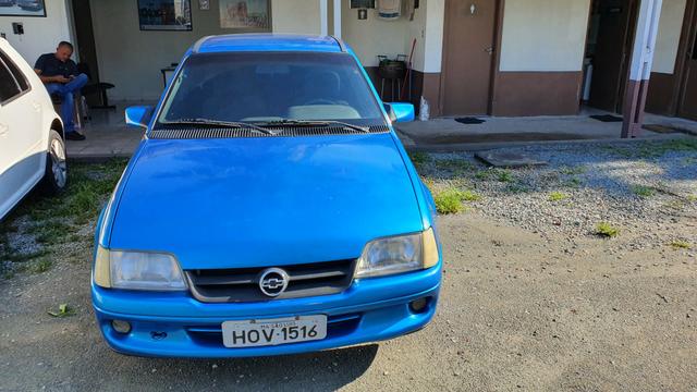 Kadett motor 1.8 bem conservado