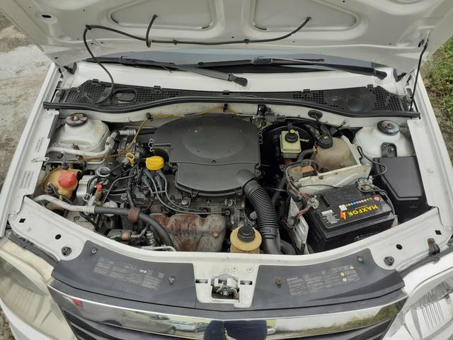 Logan EXP16; 2011; GNV; 1.6; R$ 13.900,00 - Foto 14
