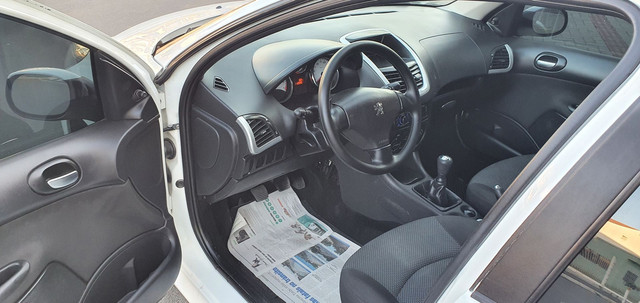 Peugeot 207 XR 1.4 2012 - Foto 12