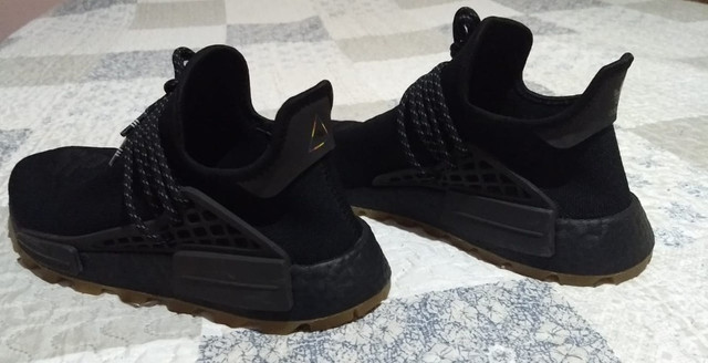tenis pharrell williams preto