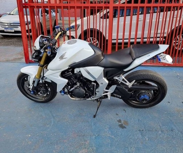 HONDA CB 1000R