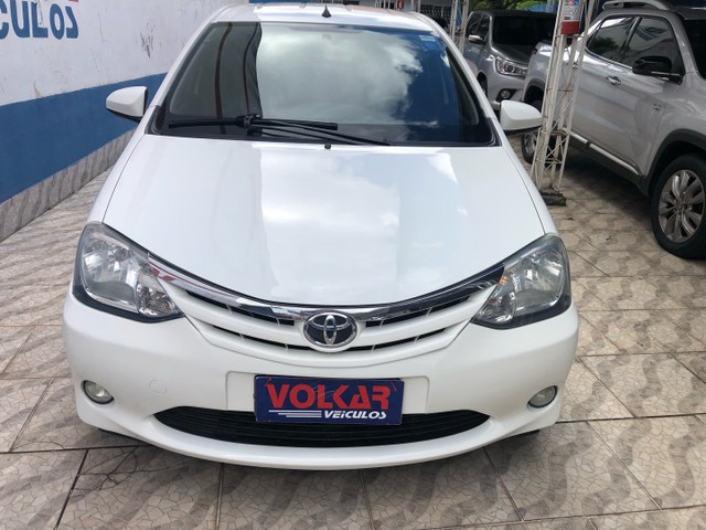 Toyota Etios X 1.3 2014 