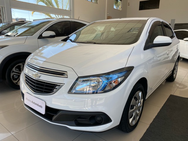 ONIX 2014 LT 1.4 COMPLETO IMPECÁVEL