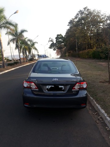 VENDE-SE COROLLA BAIXO KM