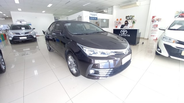 COROLLA XEI 18/19 MARRON