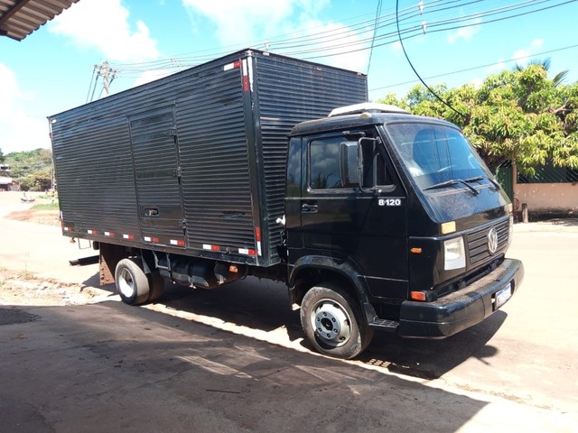 CAMINHÃO VW 8210