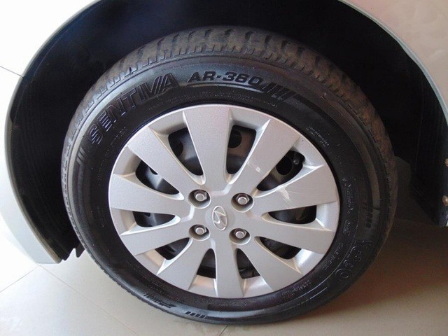 HB20 1.6 * CONFORT  FLEX  * 2015