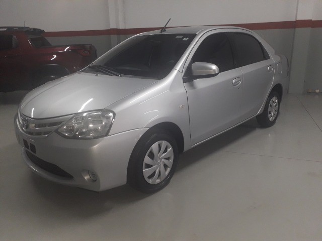TOYOTA ETIOS 2017 FLEX AUTOMÁTICO