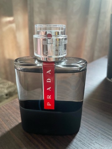 perfume prada é bom