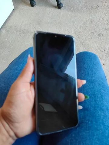 Vende-se esses 2 celulares (1 moto G4 e outro J8,J8 400,00 e moto G4 200,00  ) - Celulares e telefonia - Setor Monte Sinai, Trindade 1249801034