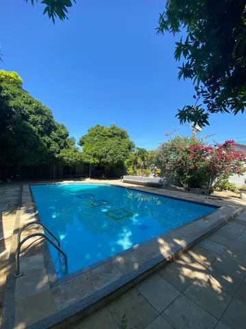 CASA DE ALTO PADRÃO EM FLORIANO-PI