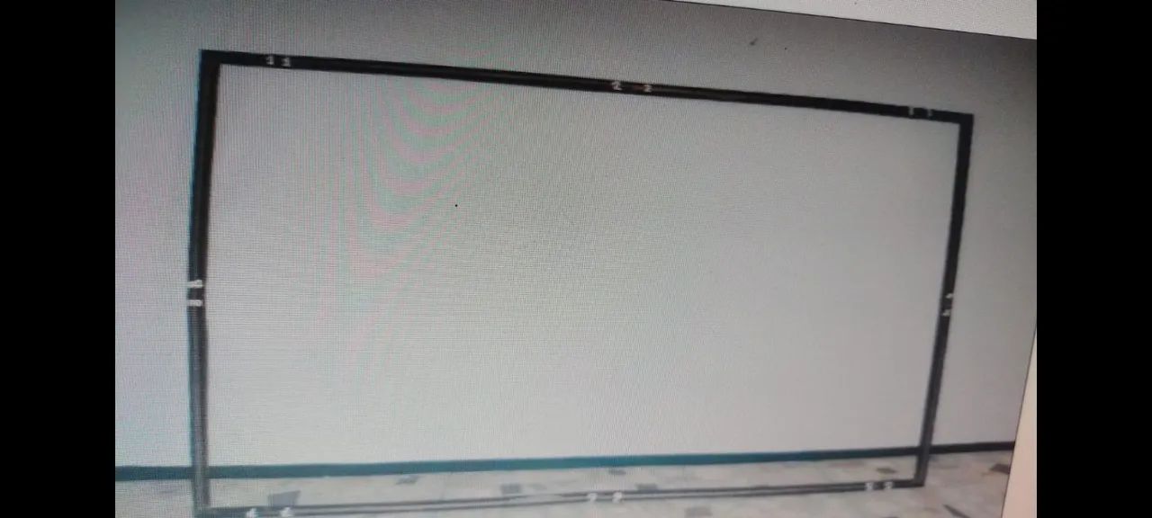Tela para projetor pouco uso 