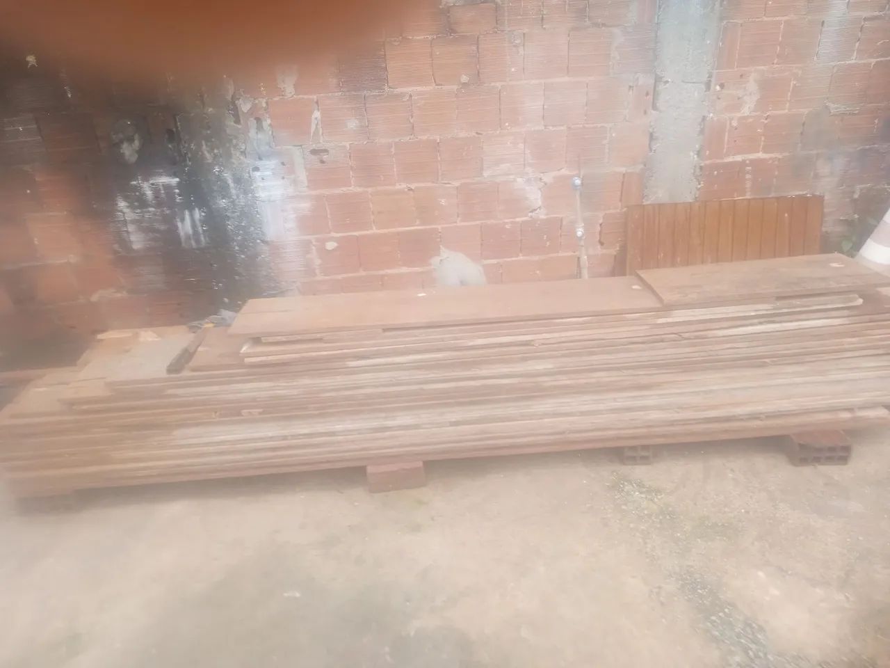 Madeiras de demolição para fundação