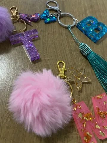 Chaveiro Letra , Pingente e pompom - Foto 5