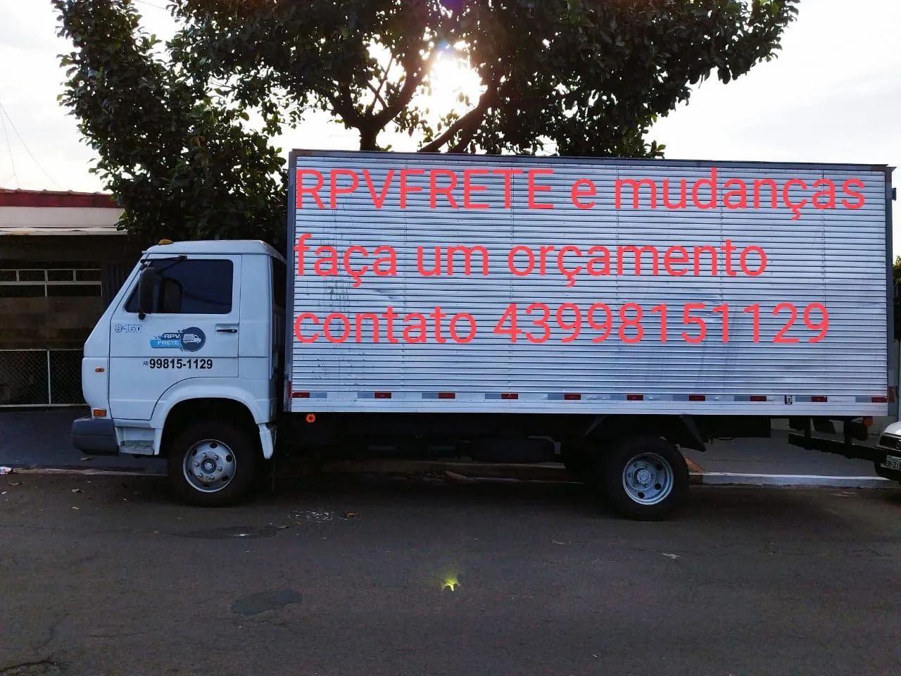 Fretes e Mudanças/ Serviço de Montagem e Desmontagem de Móveis - Foto 2