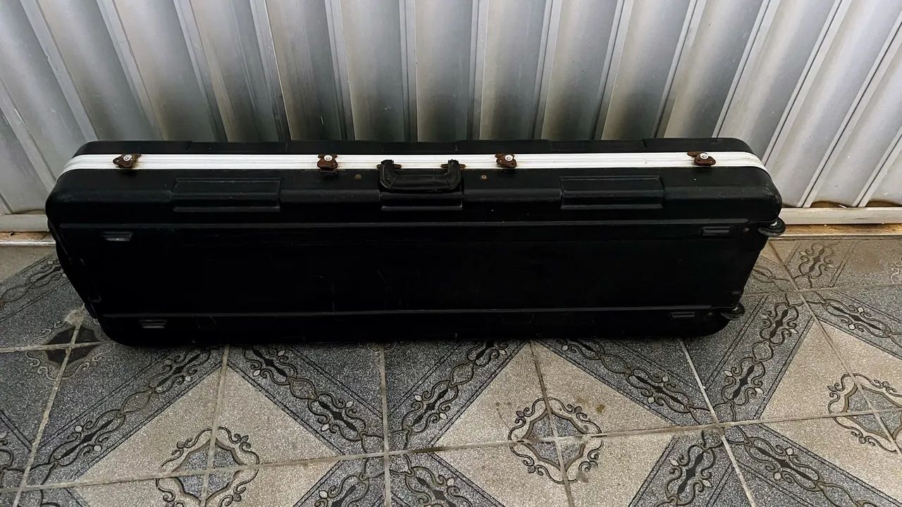 Case GATOR Teclado 88 teclas com rodinhas