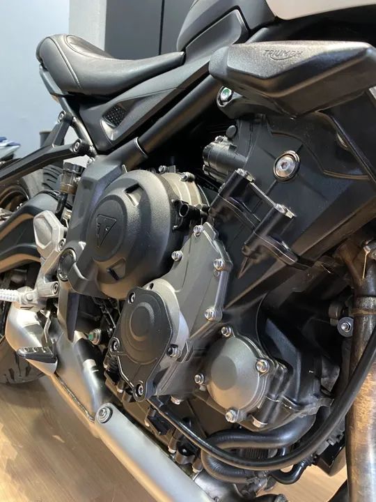 TRIDENT 660 - Foto 9