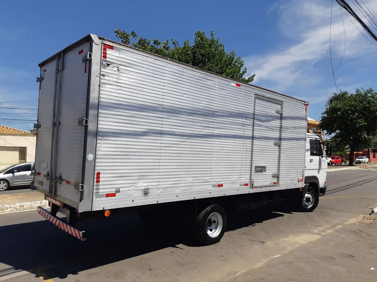 8-150 PLUS Baú de 6.20 - Foto 7