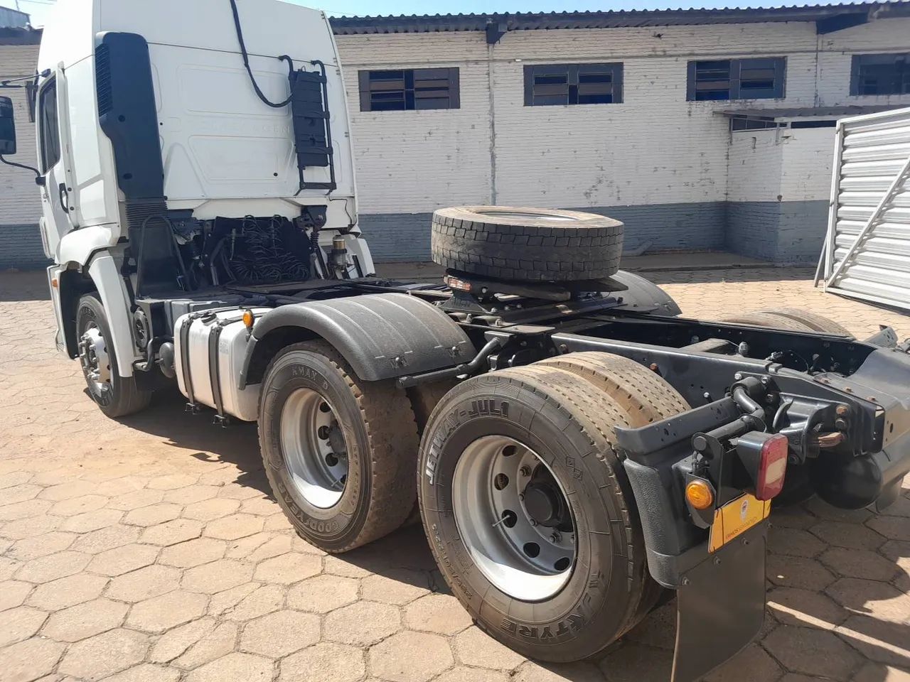 Volkswagen 25.360 Constel. 6x2 Tractor 2p (die)(E5) 2021/2022 Vamos Seminovos GOIANIA - Foto 6