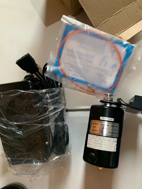 Motor e pedal para máquina de costura singer 110v - Foto 3