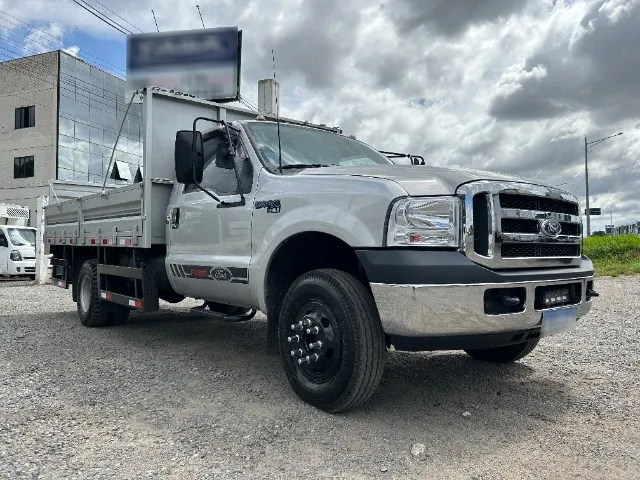 F4000