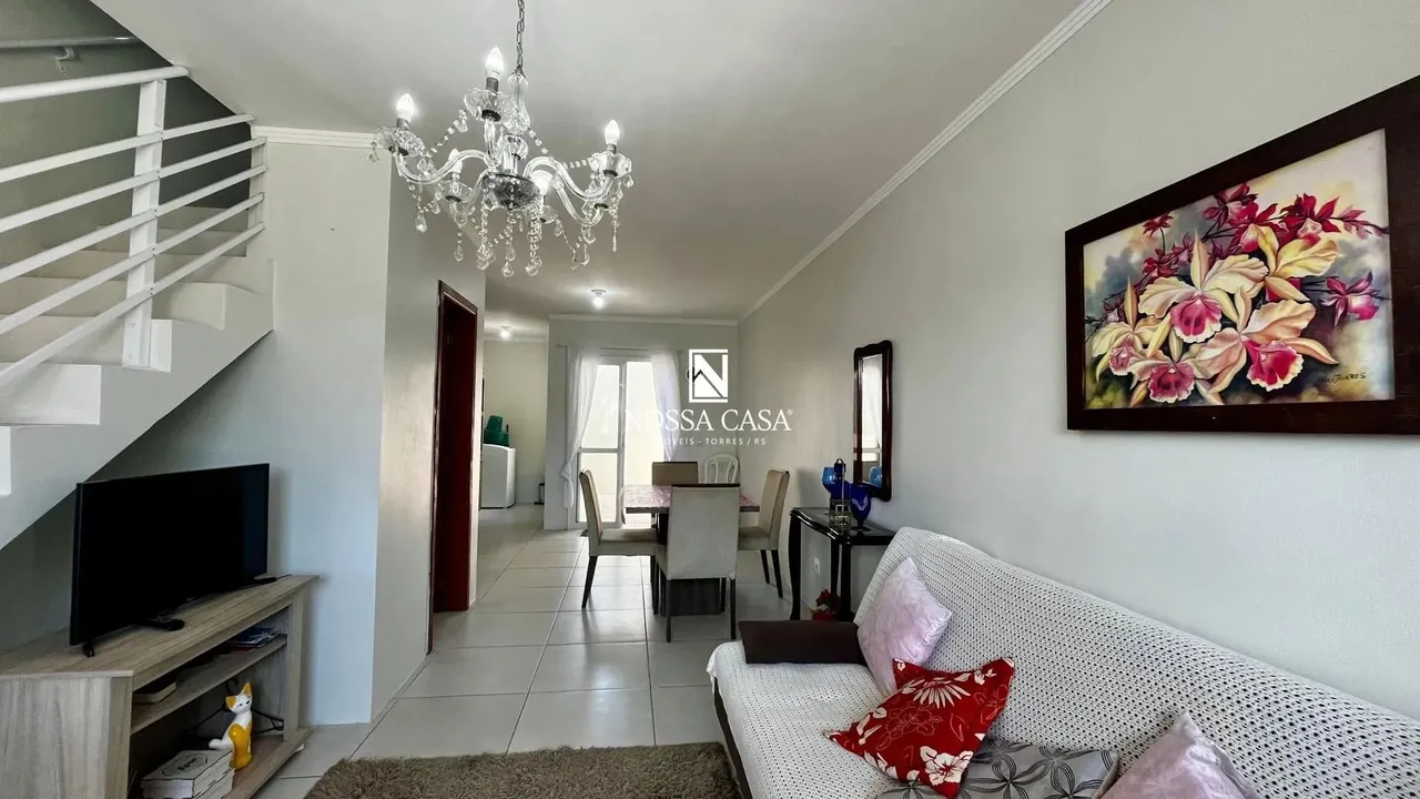 Sobrado Geminado com 2 quartos em Torres/RS