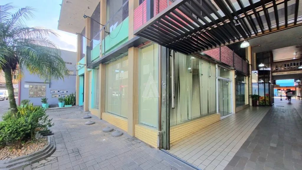 Loja e sala comercial no centro de Joinville próxima ao terminal de ônibus - Foto 2
