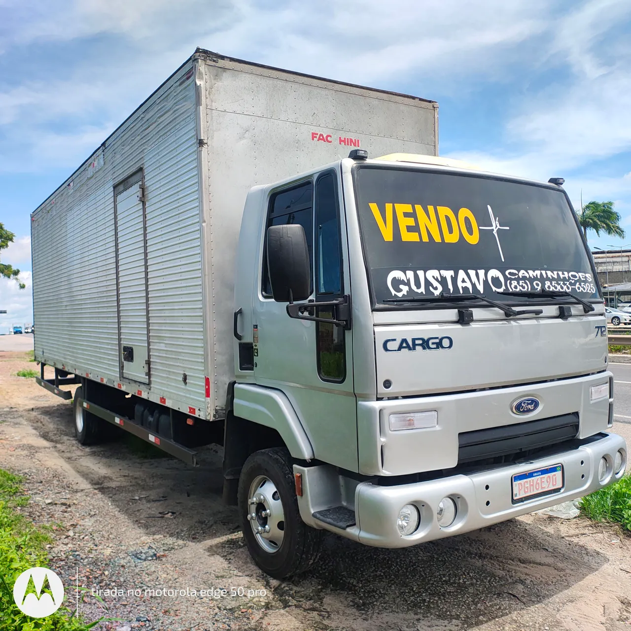Ford Cargo 712 Novo Extra baú longo