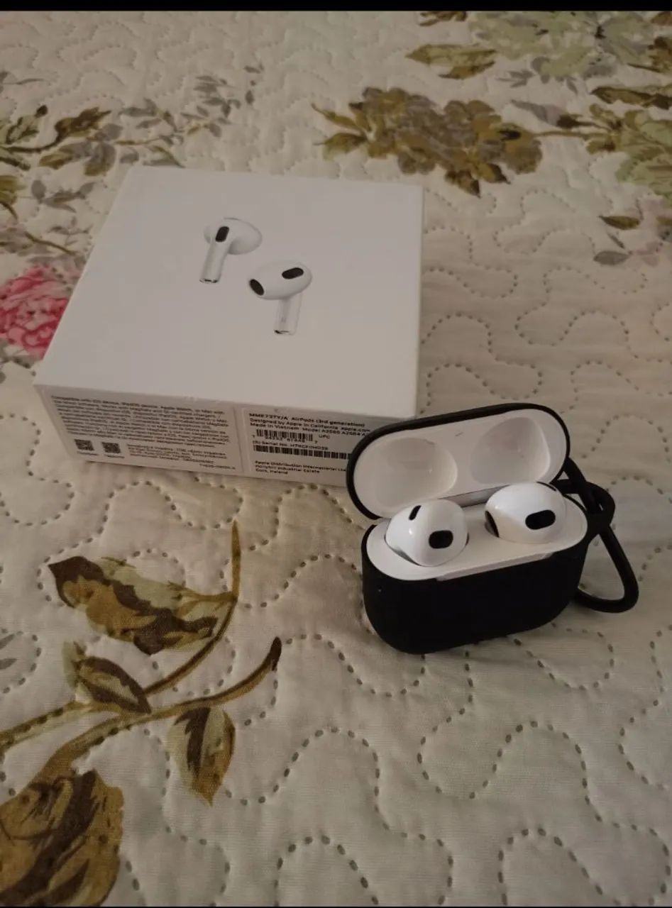 Airpods 3 bem conservado com caixa