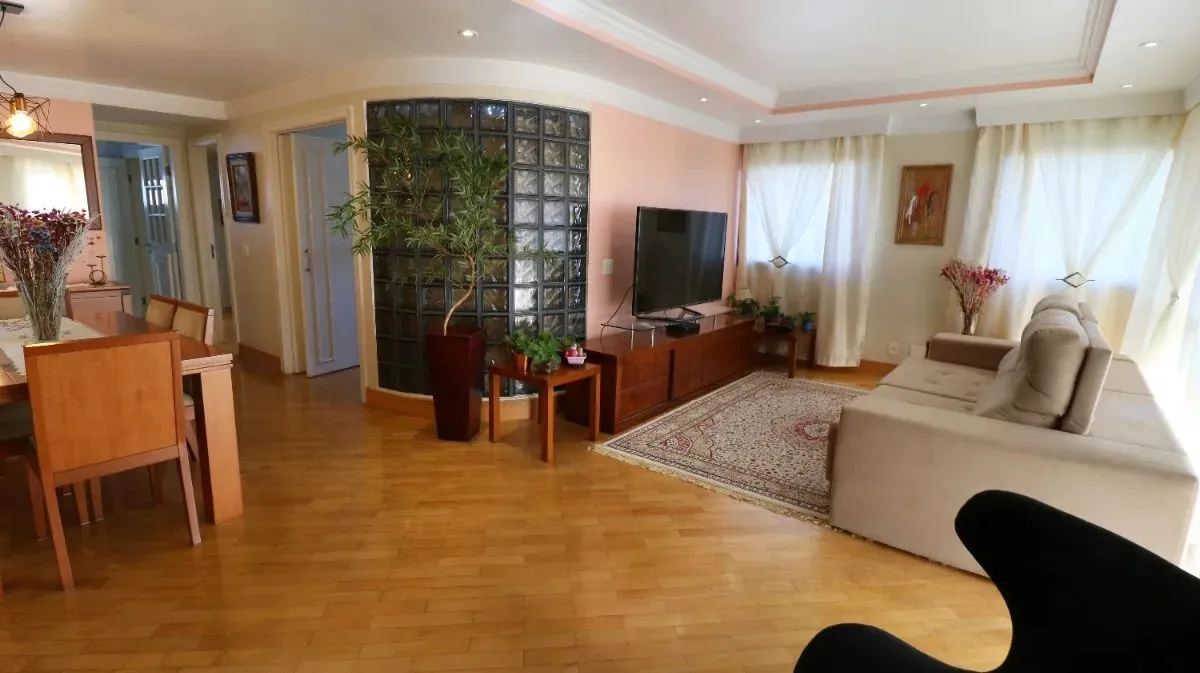 Apartamento tipo para venda com 2 quartos, sendo 1 suíte, 166m²
