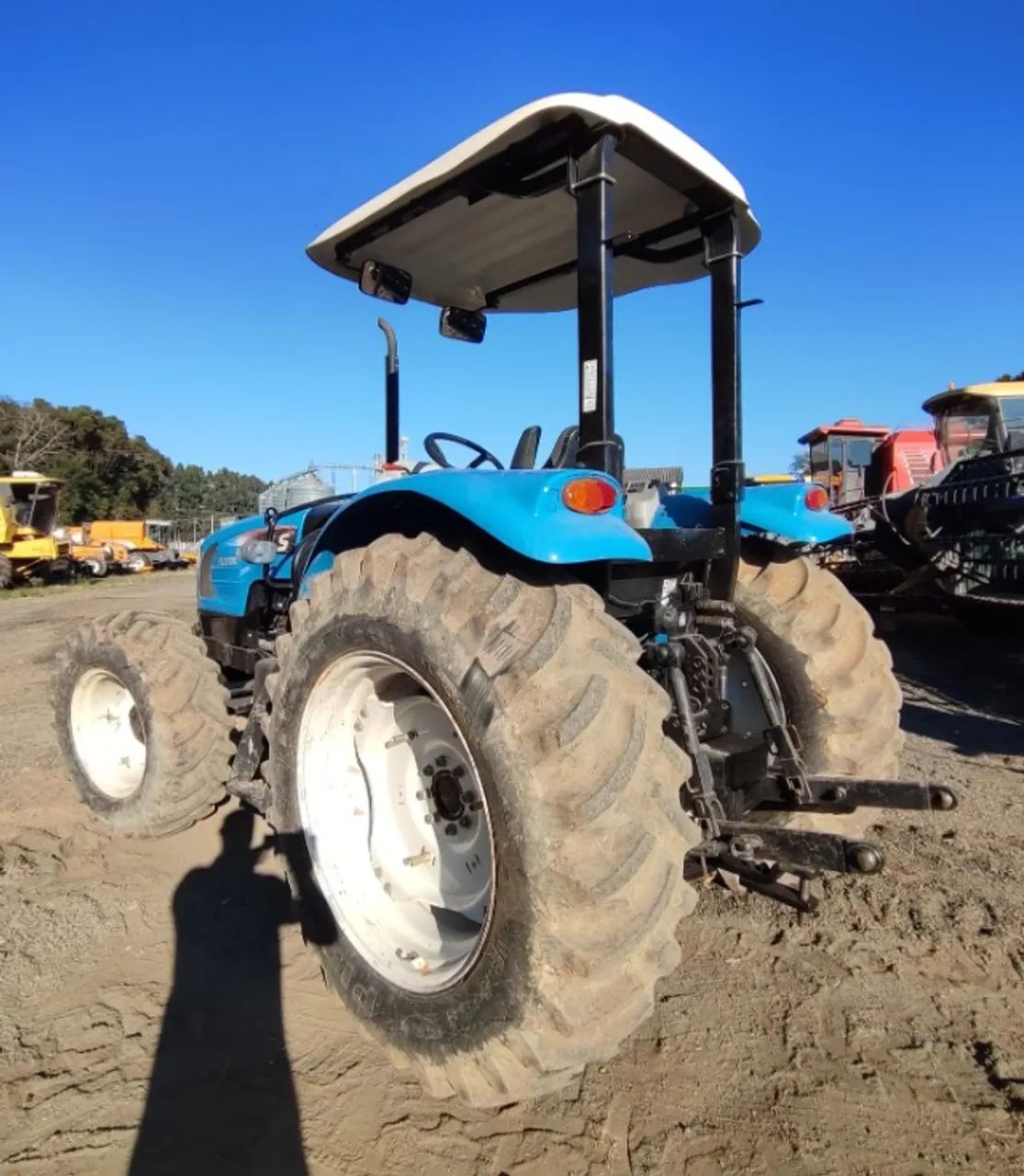 Trator LS - Plus 100. Fabricação 2017 - Foto 4