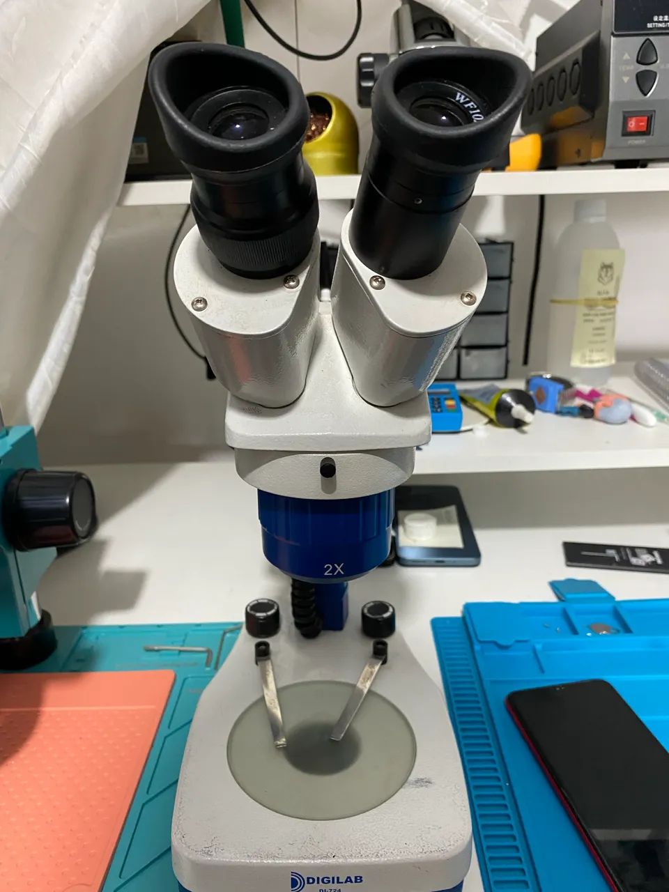 Microscópio 64300404244482122