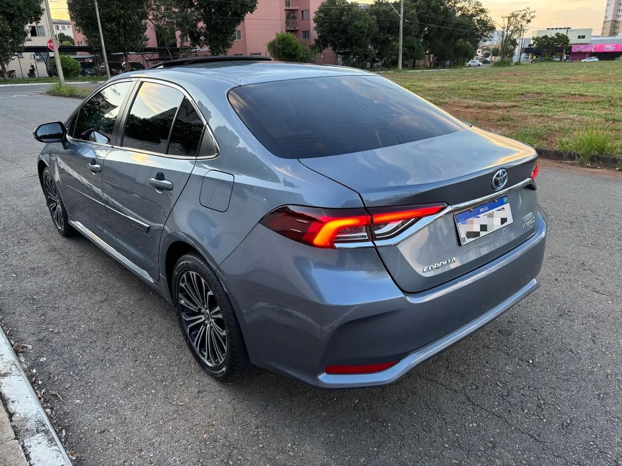 Corolla Altis Premium Hybrid 2020 - Foto 2