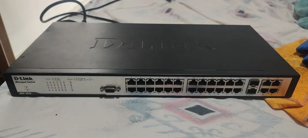 O D-Link DES-3028 switch - Foto 2