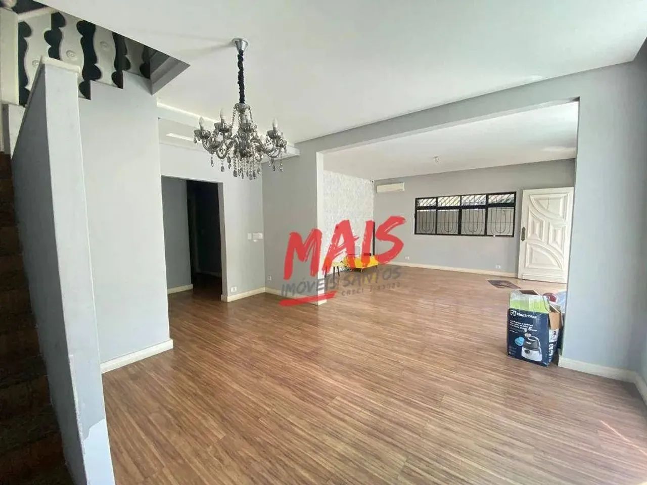 Sobrado de esquina, com piscina e 4 quartos, 277 m² - Aparecida - Santos/SP - Foto 5