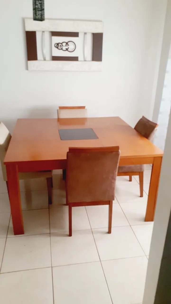 Mesa de Jantar em Madeira