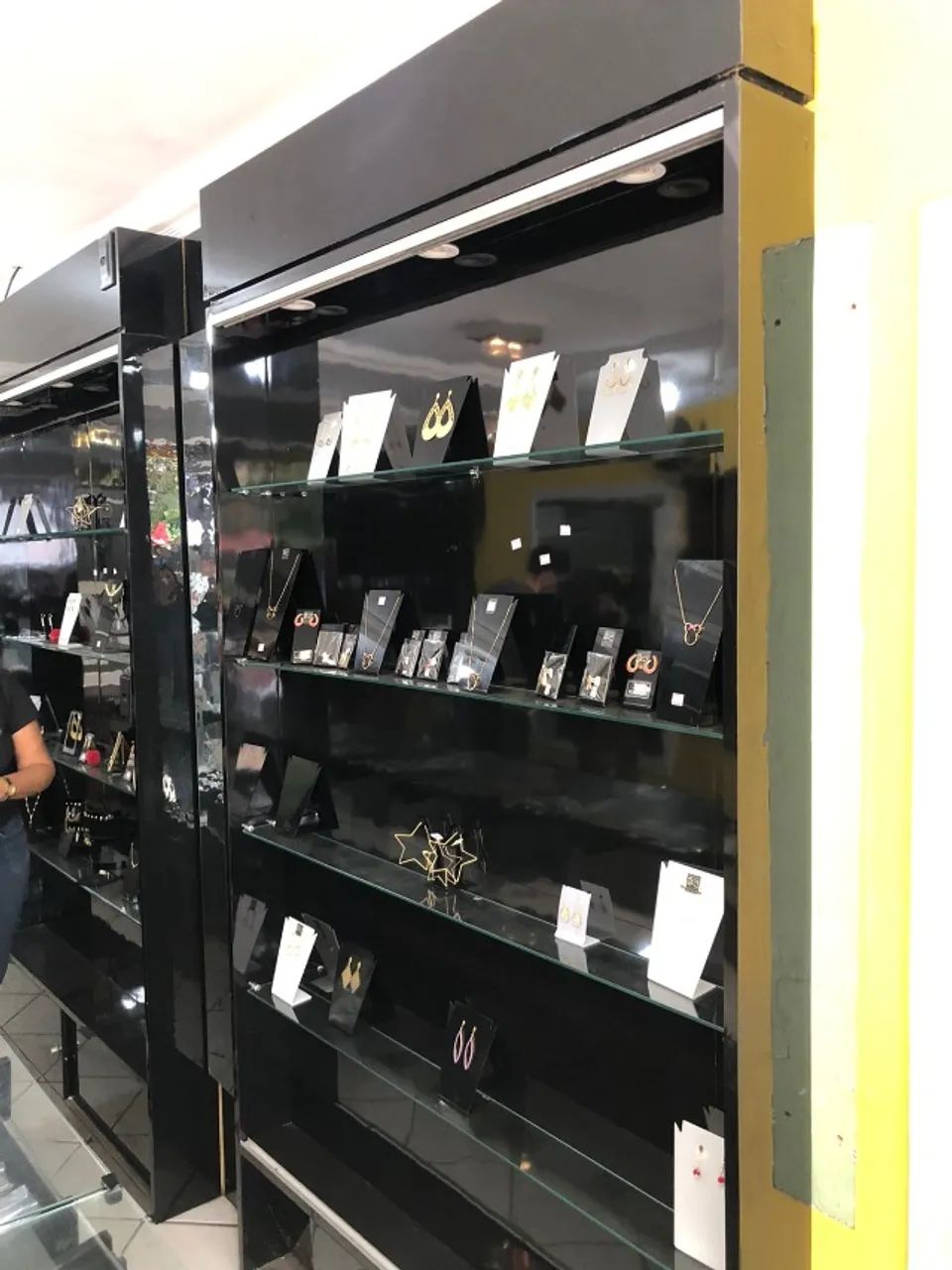 vitrines  para celulares ou joias etc - Foto 5