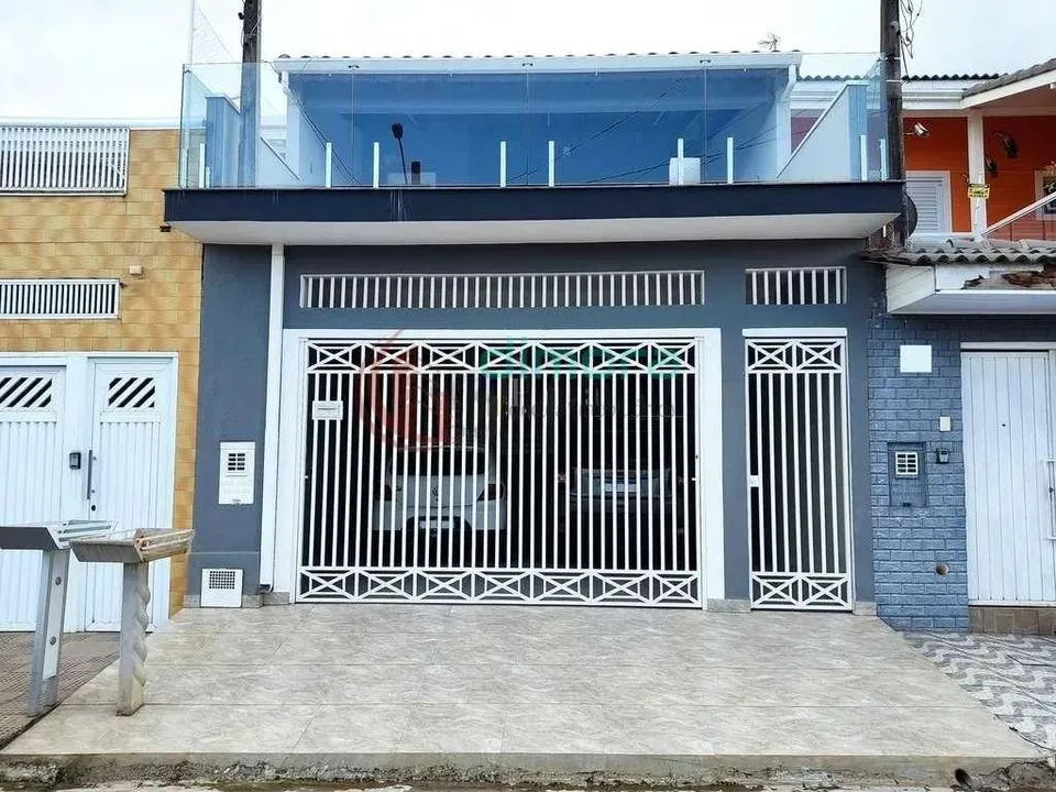 Sobrado para Venda em Mogi das Cruzes, Residencial Colinas, 3 dormitórios, 1 suíte, 3 banh
