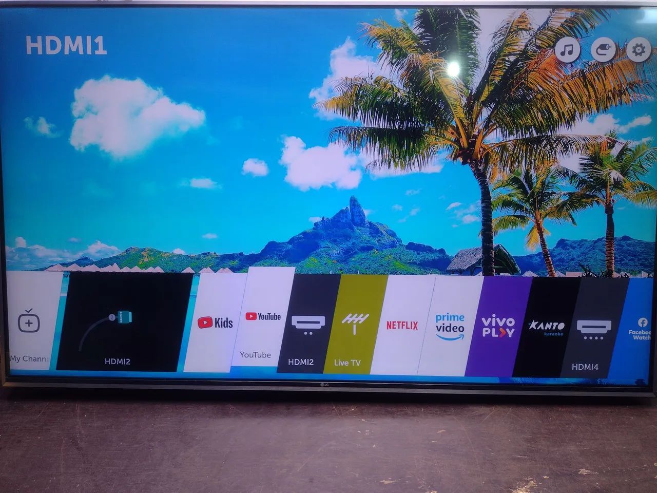 TV LG 49 SMARTV 4K Ultraluminancia