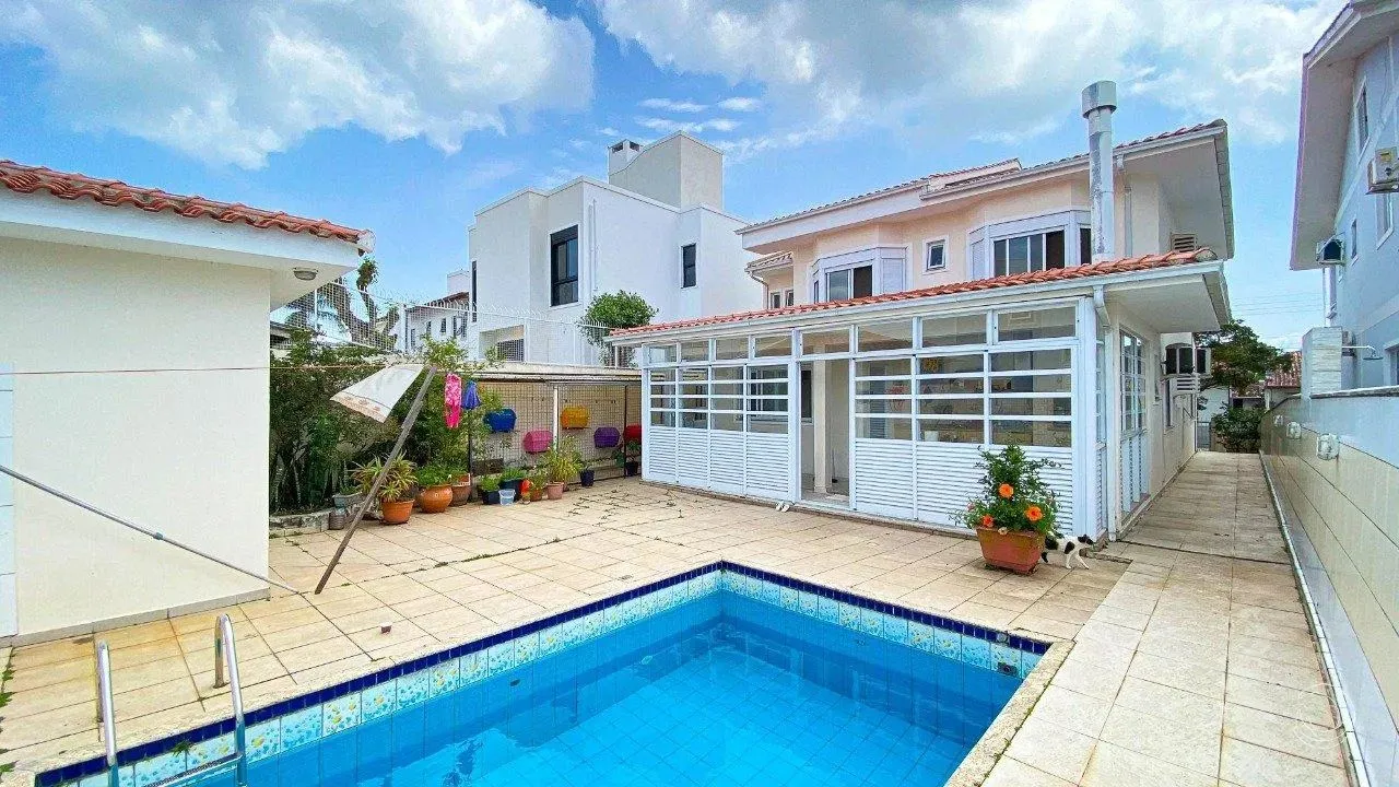 Casa para Venda em Florianópolis, Santa Mônica, 4 dormitórios, 4 suítes, 2 banheiros, 2 va